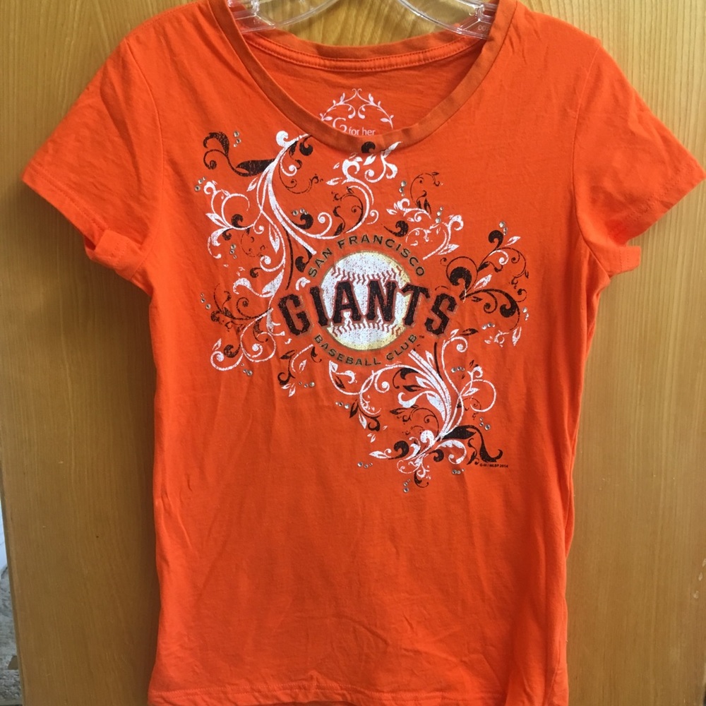 San Francisco Giants t-shirt by Alyssa Milano S